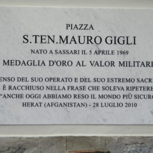 Lapide della Nuova Piazza S.Ten Mauro Gigli