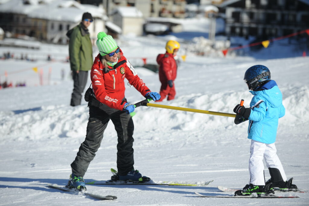 corsi di sci prali villar